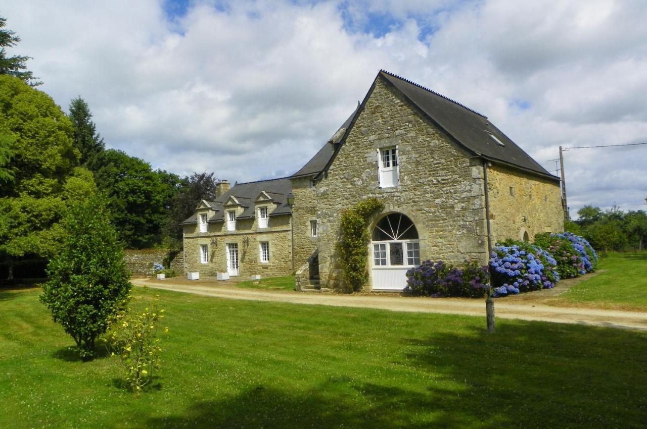 לינה וארוחת בוקר Malansac Manoir De Saint-Fiacre מראה חיצוני תמונה